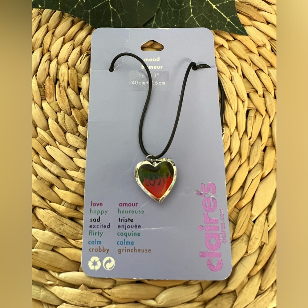 New Claire’s jewelry Mood locket color changing necklace